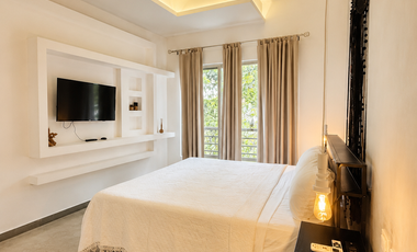 Penthouse Lock-Off con Alberca Privada en Venta | 3 Recámaras | Amueblado | Paneles Solares