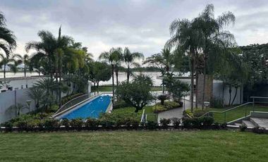Departamento de Venta en Tenis Club