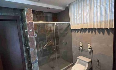 Departamento de Venta en Tenis Club
