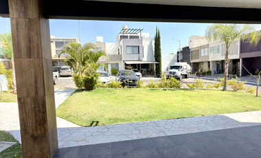 CASA EN VENTA PRIVADA BAMBU ZAPOPAN JALISCO