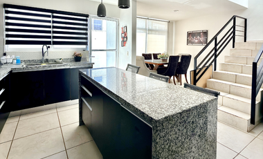 CASA EN VENTA PRIVADA BAMBU ZAPOPAN JALISCO