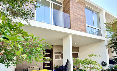 CASA EN VENTA PRIVADA BAMBU ZAPOPAN JALISCO