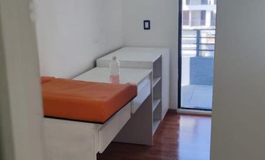 Local comercial en renta – 48 m² | Primer piso | Seguridad y servicios incluidos