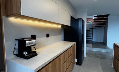 Apartamento en el poblado por el tesoro