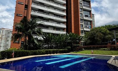 Apartamento en el poblado por el tesoro