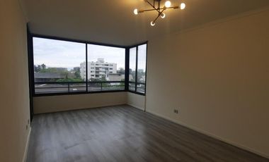 Arrienda Departamento en Renato Zanelli con Estacionamiento - comuna de Providencia