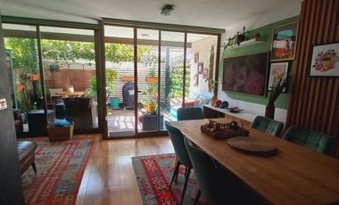 Oportunidad ! Exquisito Townhouse En Zona Residencial Ñuñoa