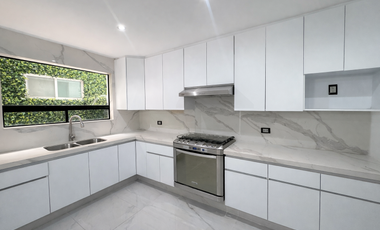 Casa en VENTA, Del Valle, San Pedro Garza García,NL