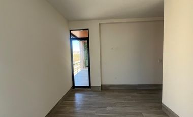 Av de Las Amazonas 1103, Lomas de La Presa, León