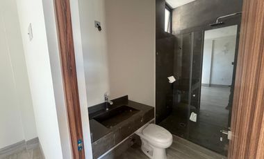 Av de Las Amazonas 1103, Lomas de La Presa, León