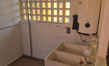 Departamento recién remodelado en renta en el Sauz