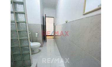 Alquilo amplio Dpto en Miraflores | 100 m² en 1er Piso