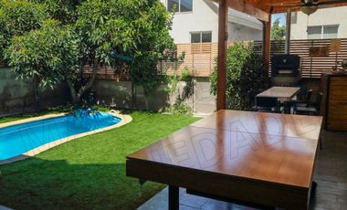 Excelente casa 4D - 4B en Condominio Parque Los Quillayes, La Dehesa