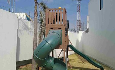 CASA NUEVA EN VENTA, CUAUTLANCINGO  EN  PRIVADA .