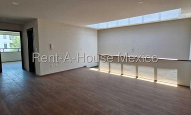 Casa en venta Lomas Verdes