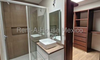 Casa en venta Lomas Verdes