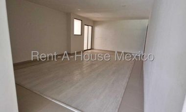 Casa en venta Lomas Verdes