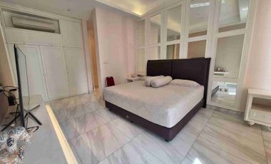 DIJUAL CEPAT RUMAH MEWAH HOEK VILLA ARTHA GADING