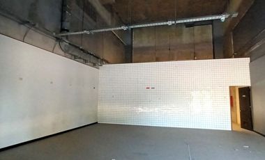 ARRIENDO Local Comercial de 149,32, Metro Irarrázaval