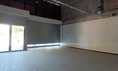 ARRIENDO Local Comercial de 149,32, Metro Irarrázaval