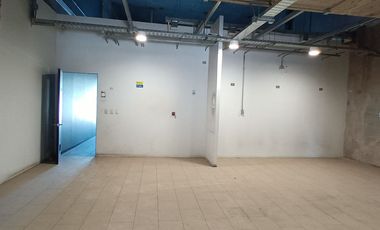 ARRIENDO Local Comercial de 149,32, Metro Irarrázaval