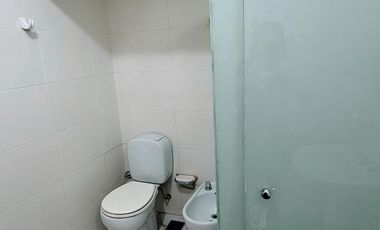 Gran Casa en Castelli 900, Cuenta con; 5 Dorm, 4 Baños, Lavadero, Patio, Quincho.