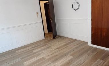 Gran Casa en Castelli 900, Cuenta con; 5 Dorm, 4 Baños, Lavadero, Patio, Quincho.