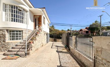 CASA SOLIDA CON GRAN TERRENO A 3 CUADRAS DEL CENTRO QUILPUE