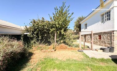 CASA SOLIDA CON GRAN TERRENO A 3 CUADRAS DEL CENTRO QUILPUE