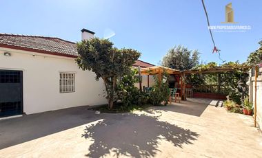 CASA SOLIDA CON GRAN TERRENO A 3 CUADRAS DEL CENTRO QUILPUE