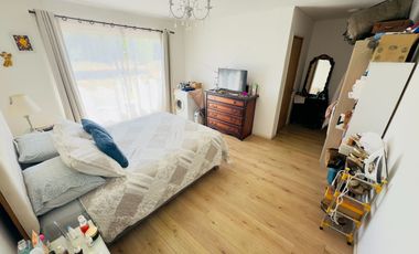 SE VENDE PROPIEDAD CON 2 CASAS EN SANTA RITA, PELARCO.