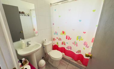 SE VENDE PROPIEDAD CON 2 CASAS EN SANTA RITA, PELARCO.