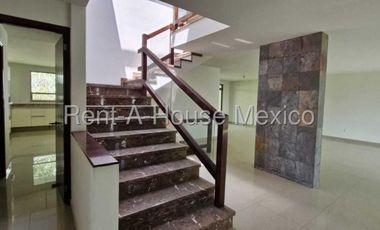 Venta de Casa en Condominio Residencial Lomas Verdes