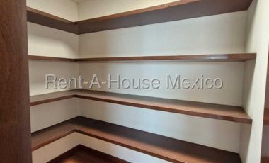 Venta de Casa en Condominio Residencial Lomas Verdes