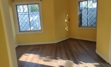 $650.000 Se Arrienda Carmen Mena , San Miguel