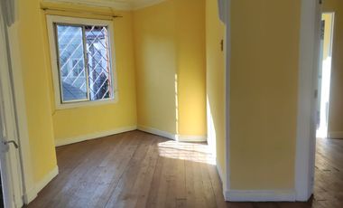 $650.000 Se Arrienda Carmen Mena , San Miguel