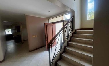vendo casa en primeros km de Samborondon