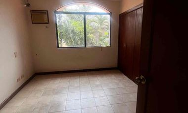 vendo casa en primeros km de Samborondon