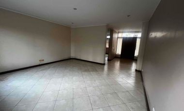 vendo casa en primeros km de Samborondon