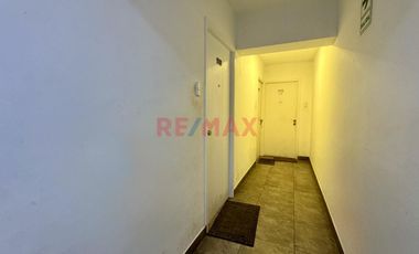 Se Vende Bonito E Iluminado Duplex De 3 Habitaciones Y 3 Baños Completos