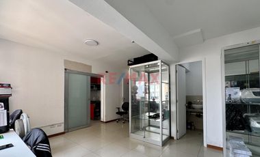 Se Vende Bonito E Iluminado Duplex De 3 Habitaciones Y 3 Baños Completos