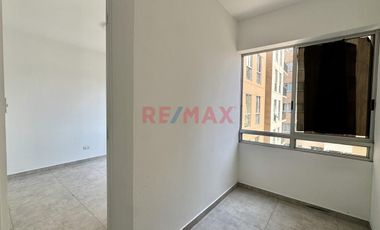 Se Vende Bonito E Iluminado Duplex De 3 Habitaciones Y 3 Baños Completos