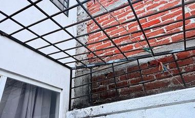 RENTA DE CASA AMUEBLADA EN HACIENDA VIÑEDOS 3 RECAMARAS CADA UNA CON BAÑO