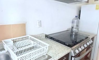 RENTA DE CASA AMUEBLADA EN HACIENDA VIÑEDOS 3 RECAMARAS CADA UNA CON BAÑO