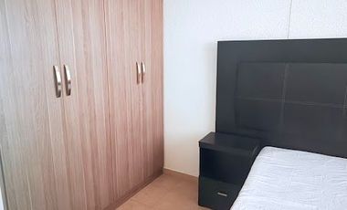 RENTA DE CASA AMUEBLADA EN HACIENDA VIÑEDOS 3 RECAMARAS CADA UNA CON BAÑO