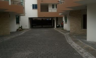 LOS CHILLOS, ARMENIA, vendo departamento de 3 dormitorios, terraza y estacionamiento