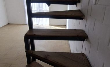 Casa sin muebles 3D 1B arriendo año corrido en Compañía Alta