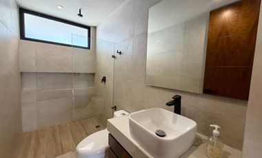 SE VENDE CASA EN VIA CUMBRES CANCUN