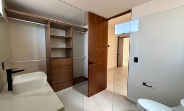 SE VENDE CASA EN VIA CUMBRES CANCUN