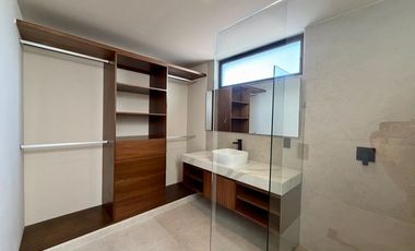 SE VENDE CASA EN VIA CUMBRES CANCUN